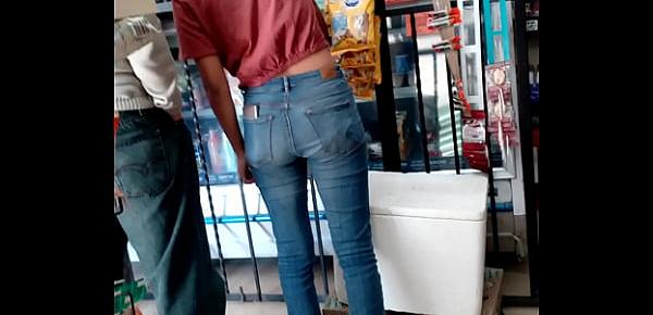  teen ass jeans store 18 years